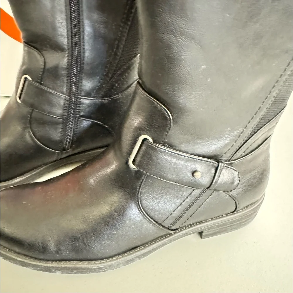 BareTraps Woman’s Flannel lined Black Knee Winter Stylish Boots size 8